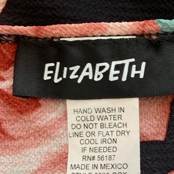 Elizabeth  Floral top - Size 2X - Picture 5 of 7